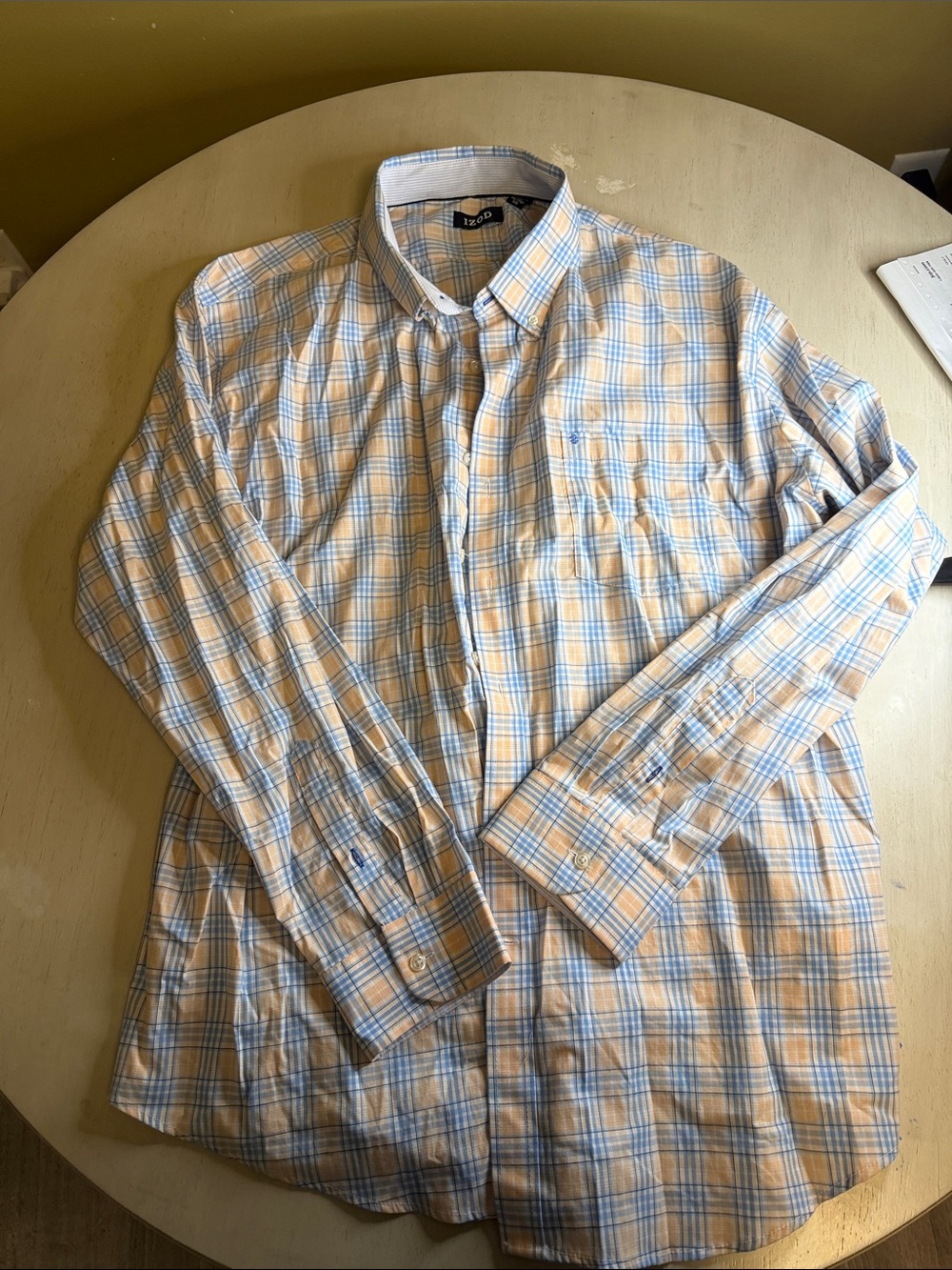 Izod Men's Light Blue and Cream Plaid Button-Down Shirt